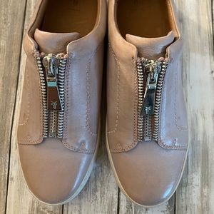 NEW Frye Lena zip-up sneakers, pink distressed leather, women’s size 9